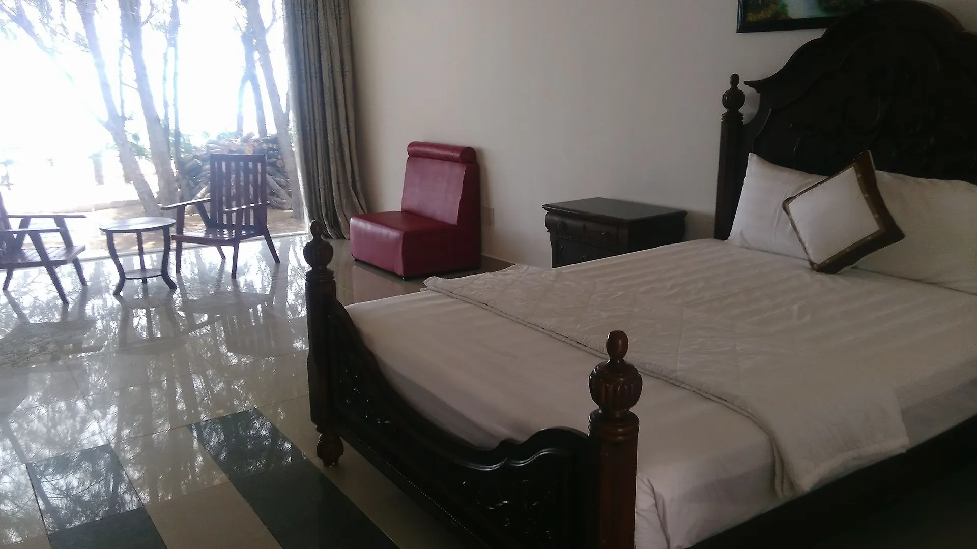 Sky Star Beach Resort Фантхьет
